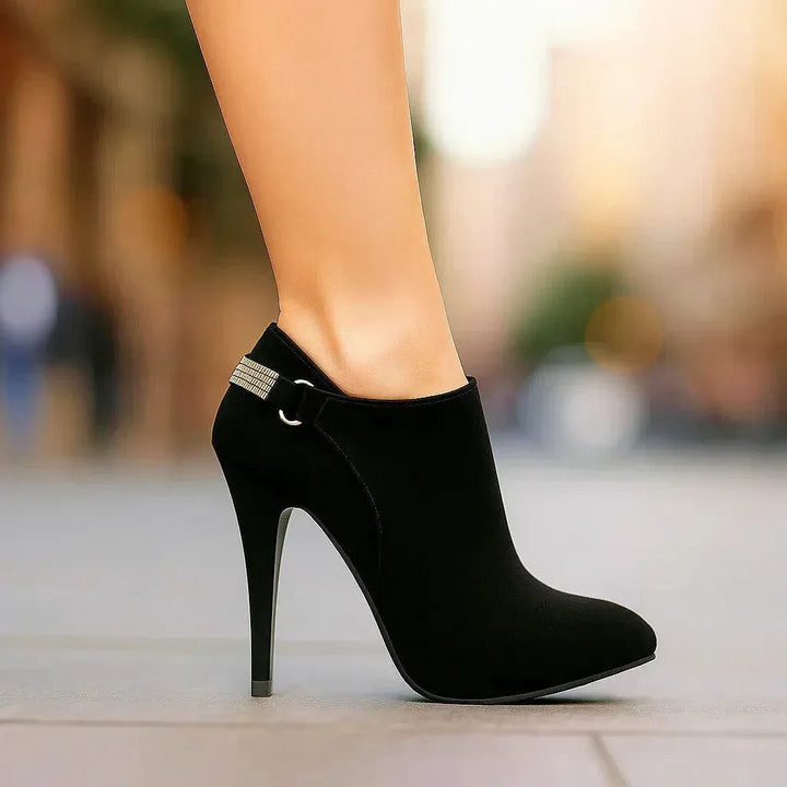 Raya Rogue Boots