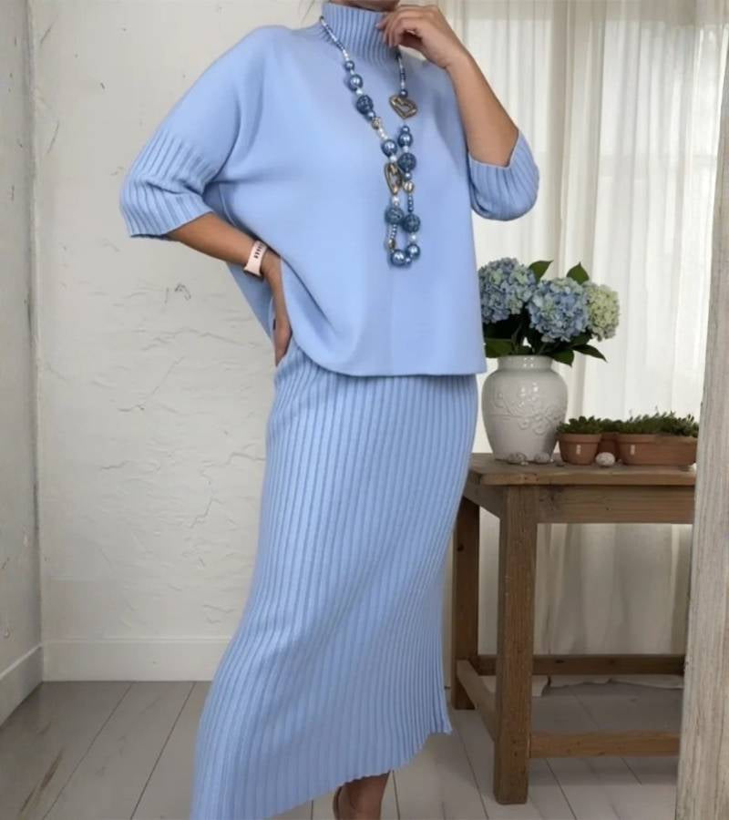 Debora | Knitted set with ribbed skirt