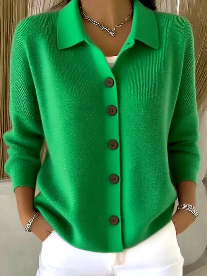 Mila - Knitted blouse with buttons