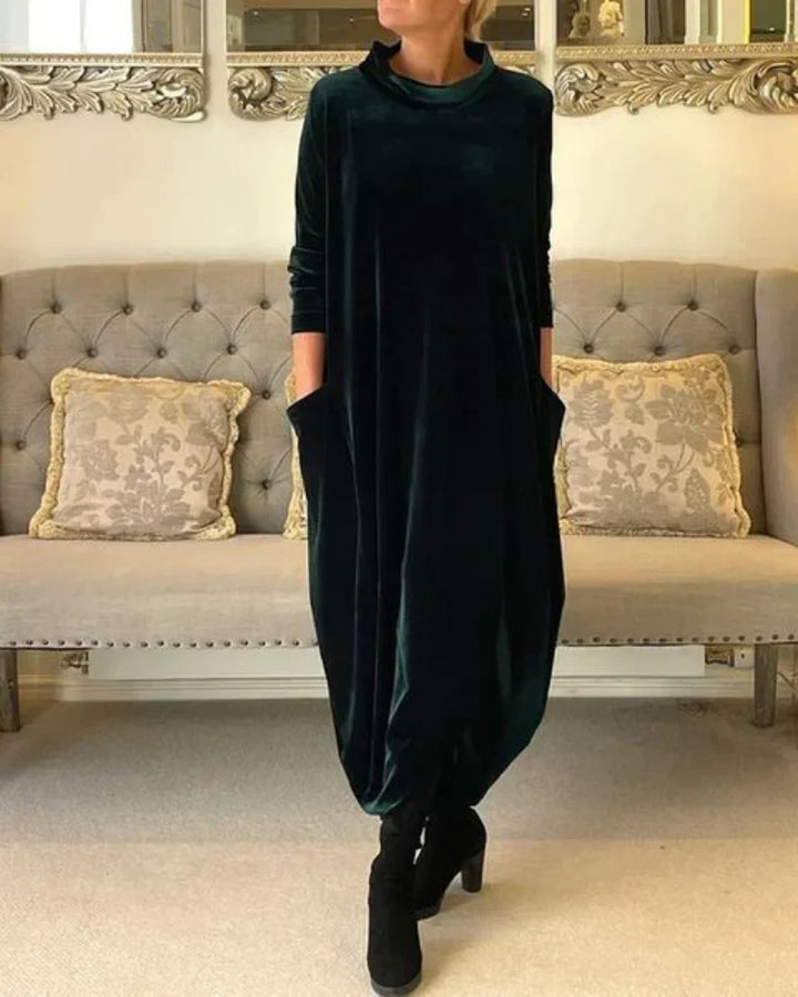 Sera | Elegant Velvet Winter Dress with Pockets