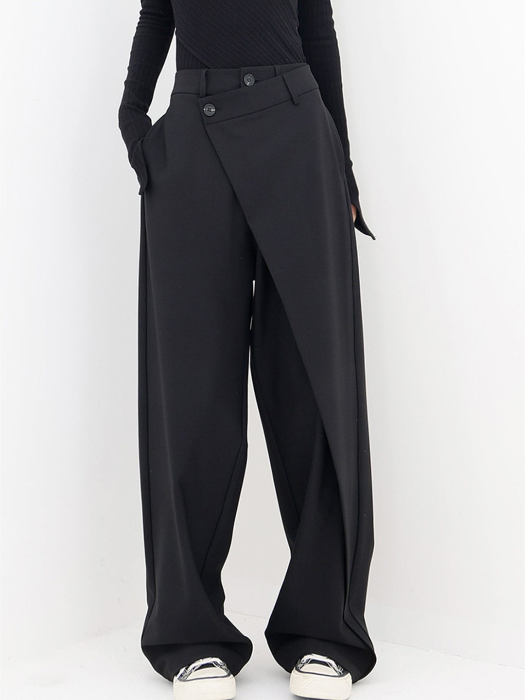 Quilla™ | Asymmetric Baggy Pants