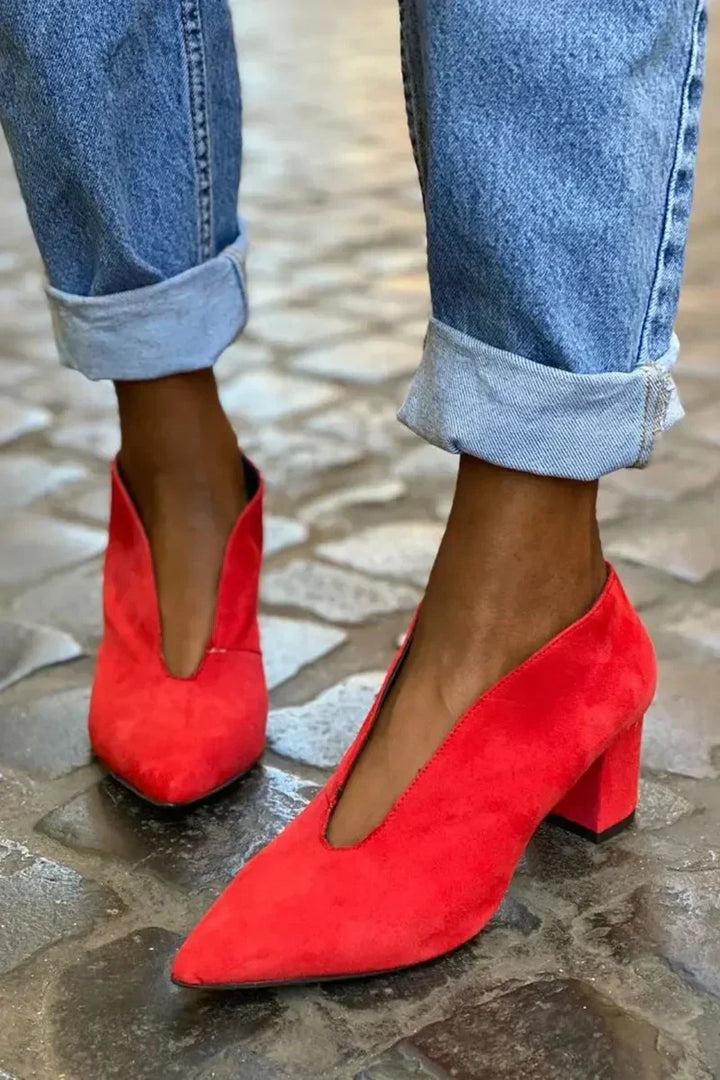 ELEGANT BLOCK HEEL PUMPS