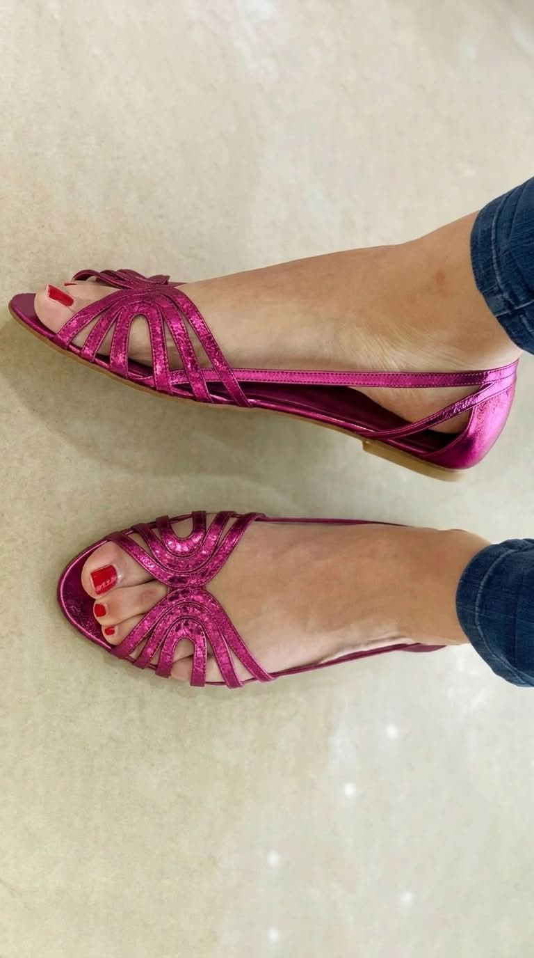 Eleonora | Golden Light Sandals