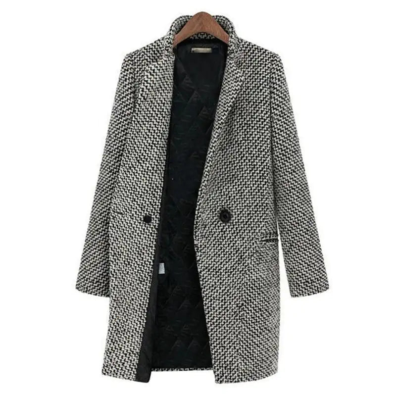 Black / White checked winter coat