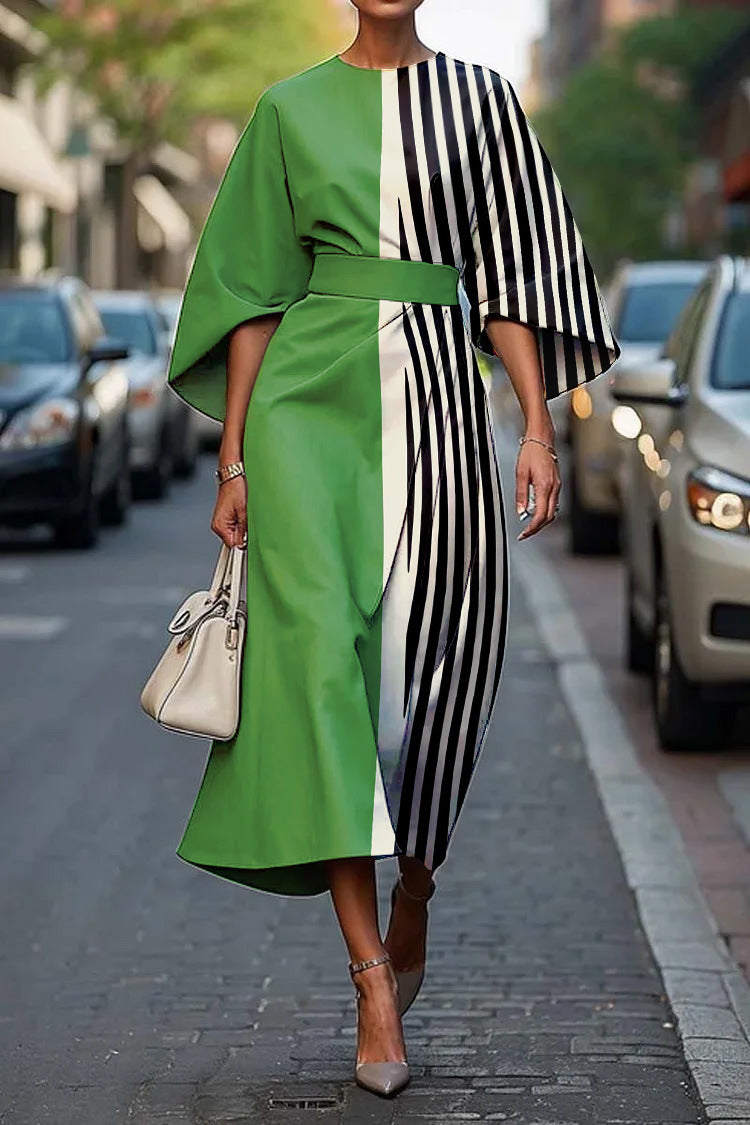 Grace™ | Elegant Round-Neck Midi Dress