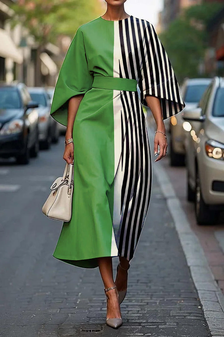 Grace™ | Elegant Round-Neck Midi Dress