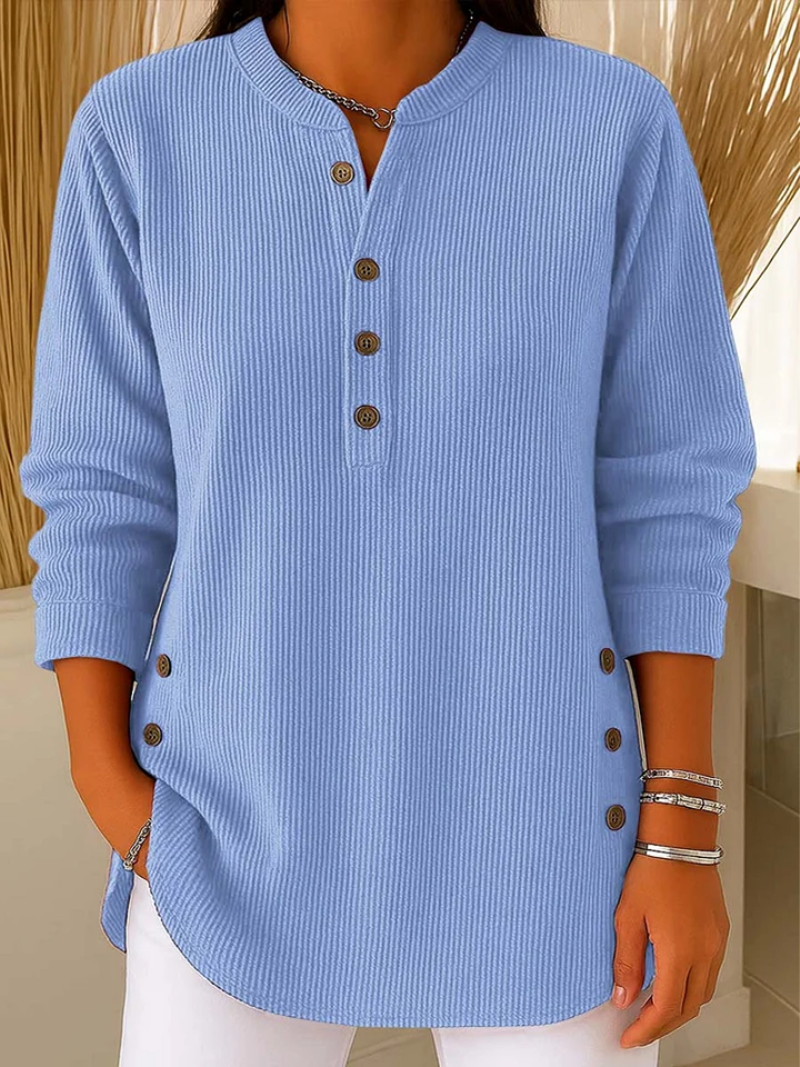 Livia – Sweater with subtle button details