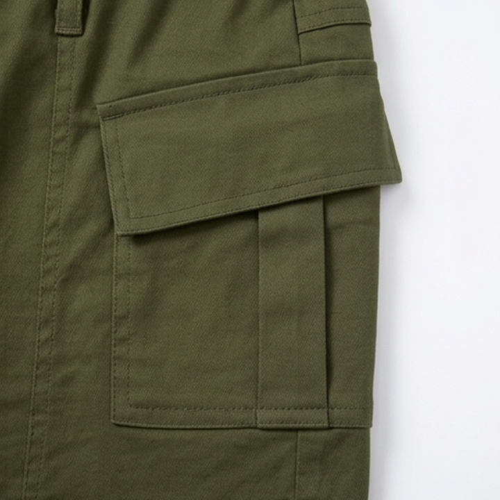 Curvella™ | High-Waisted Stretch Cargo Shorts