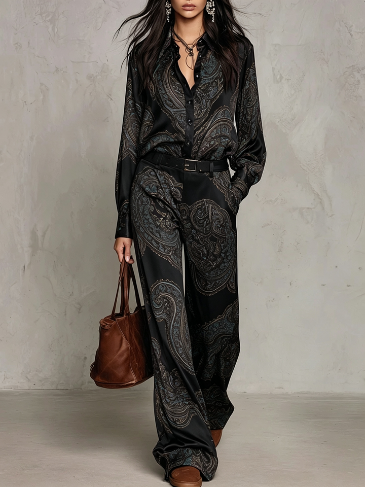 Jessamira - Two-Piece Silk Ensemble with Paisley Pattern