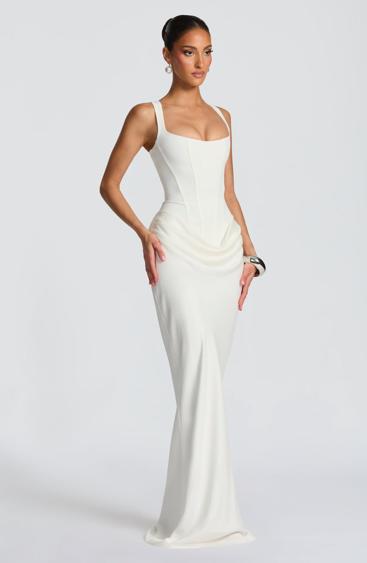 Leonor ❘ Maxi dress with square neckline