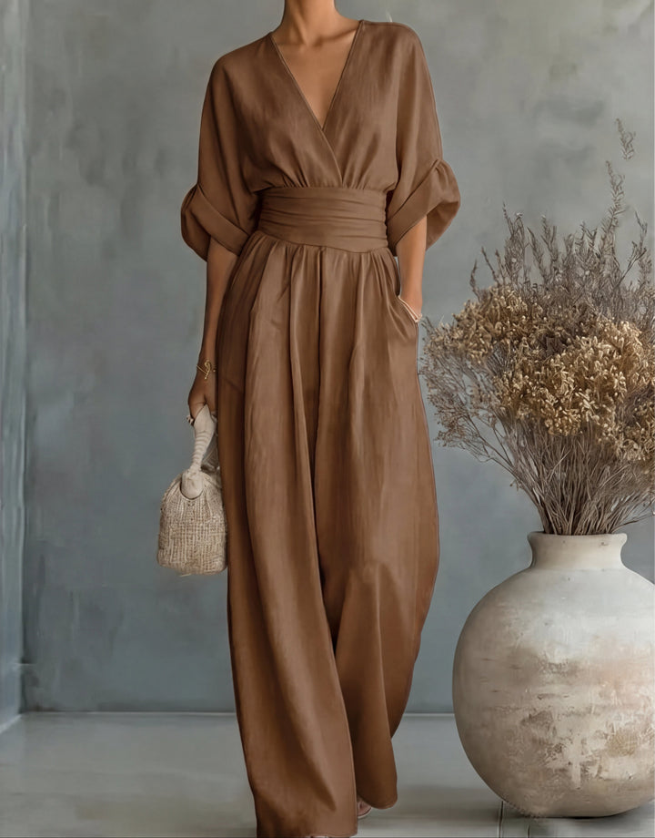Daniela - Elegant jumpsuit with a V-neck and wide legs