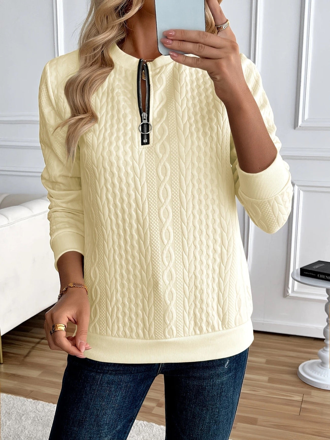 Morgan - Textured Zipper Sweatshirt – Stylish & Comfy