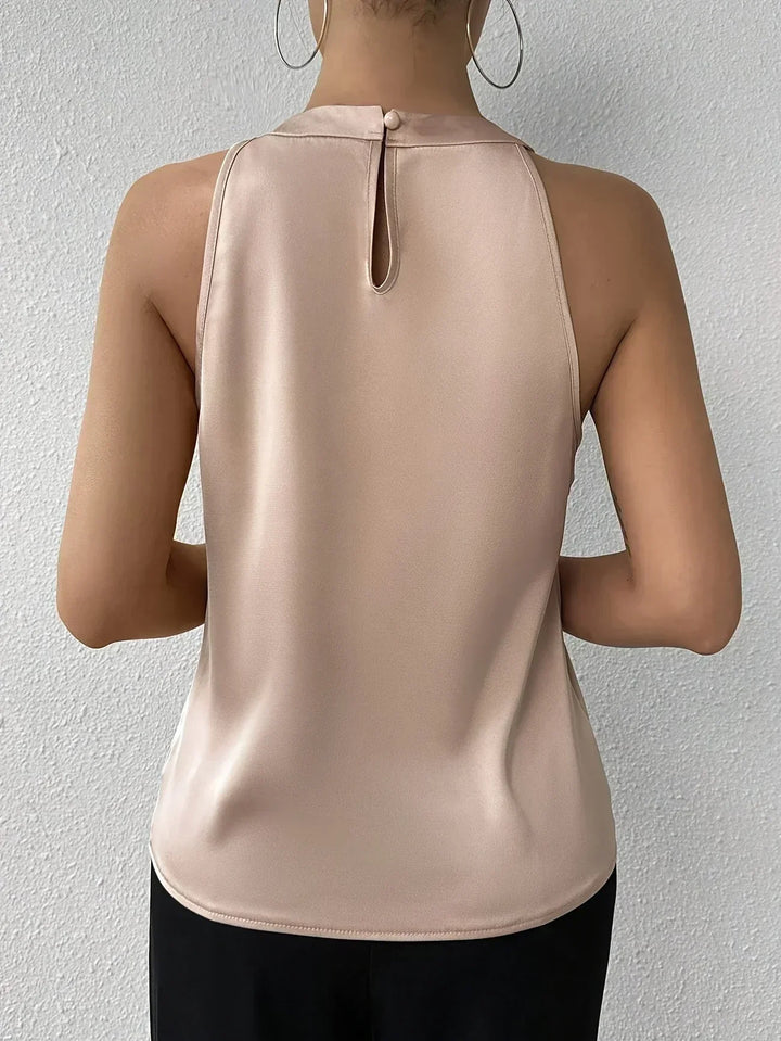 VANESSA – LUXE TWIST HALTER TOP