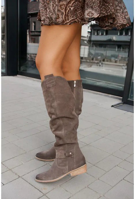 Elodie | Effortless Women's Knee-High Boots with Zipper Closure and Low Heel