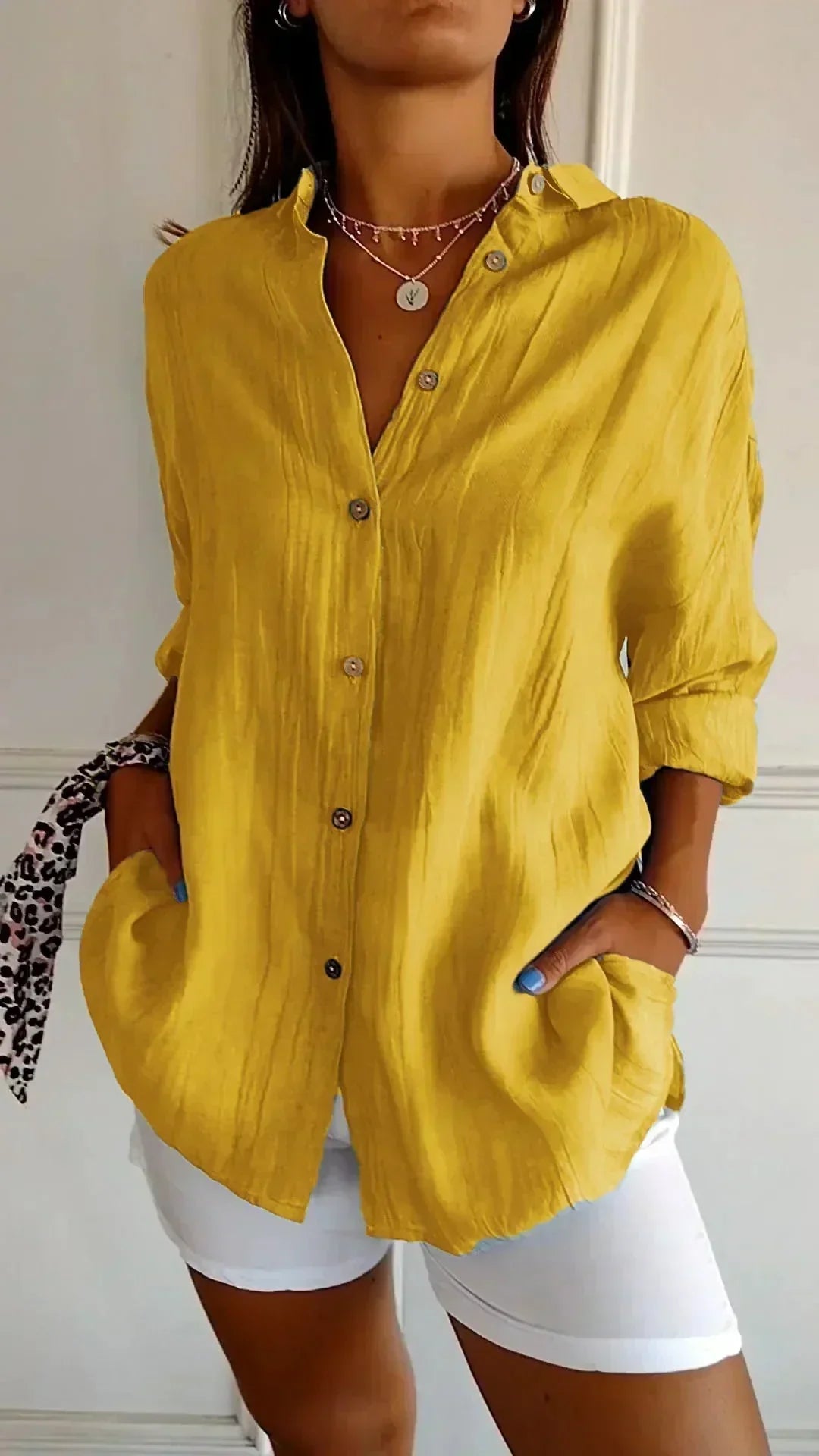 KAIA – HIGH-QUALITY BLOUSE