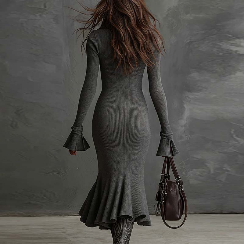 Katy - Elegant knitted mermaid dress with zipper and wide sleeves
